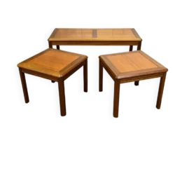 3 tables gigognes en teck, années 1970