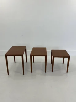 Tables gigognes en teck, Danemark, années 1960, lot de 3