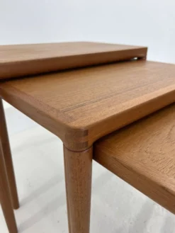 Tables gigognes en teck, Danemark, années 1960, lot de 3