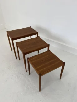 Tables gigognes en teck, Danemark, années 1960, lot de 3