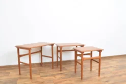 Tables gigognes en teck danois des années 50, ensemble de 3