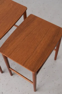 Tables gigognes en teck danois
