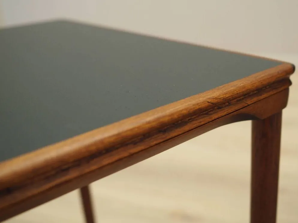 Tables gigognes en teck, design danois, années 1970, production : Danemark