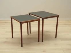 Tables gigognes en teck, design danois, années 1970, production : Danemark