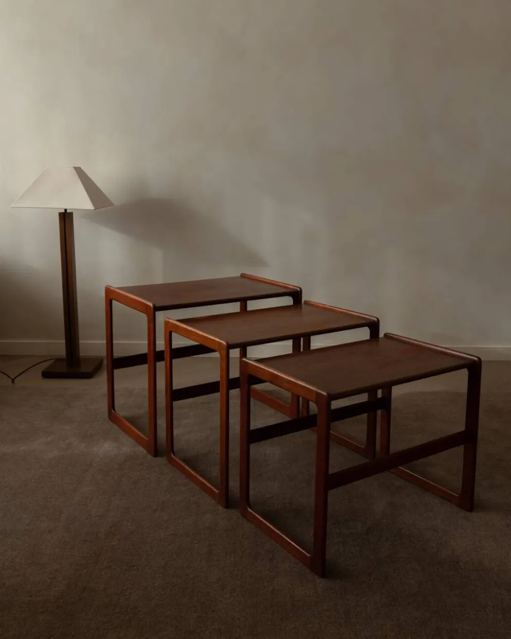 Tables gigognes en teck - ensemble de 3 - Arne Hovmand-Olsen pour Mogens Kold