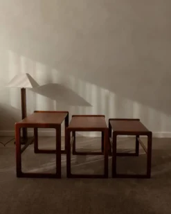 Tables gigognes en teck - ensemble de 3 - Arne Hovmand-Olsen pour Mogens Kold