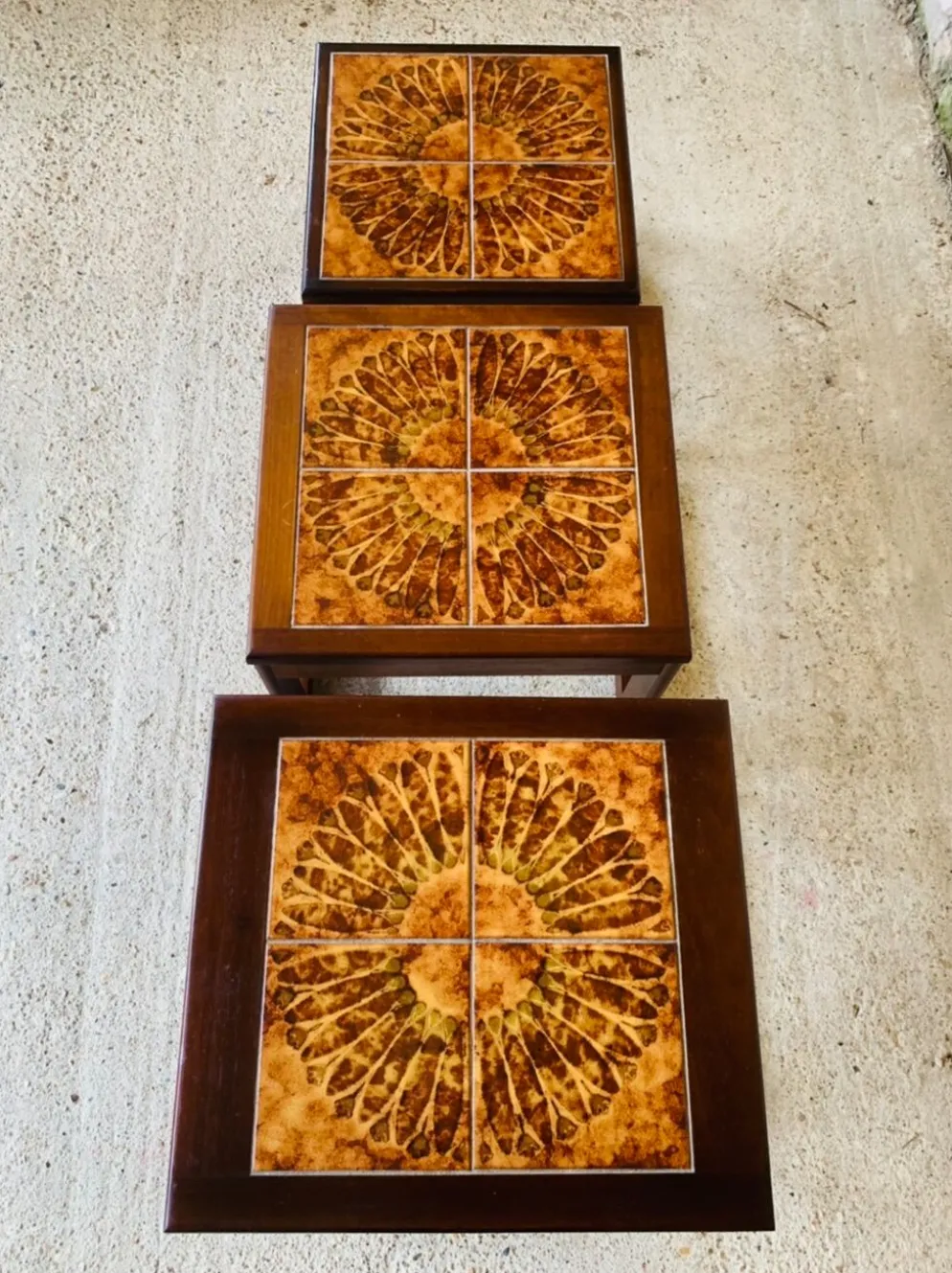 Tables gigognes en teck et céramique, scandinave , années 60