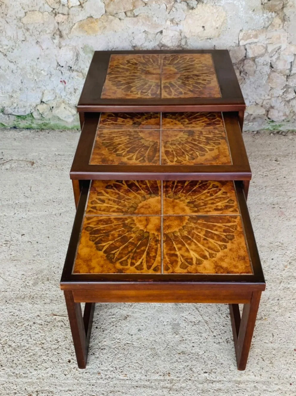 Tables gigognes en teck et céramique, scandinave , années 60