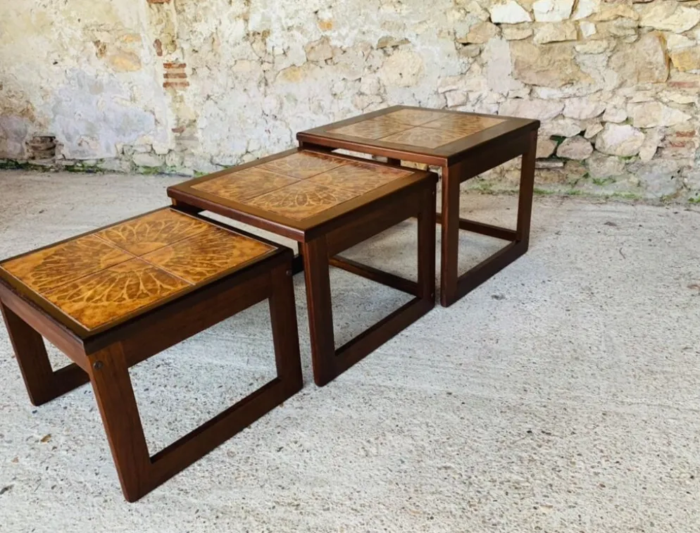 Tables gigognes en teck et céramique, scandinave , années 60
