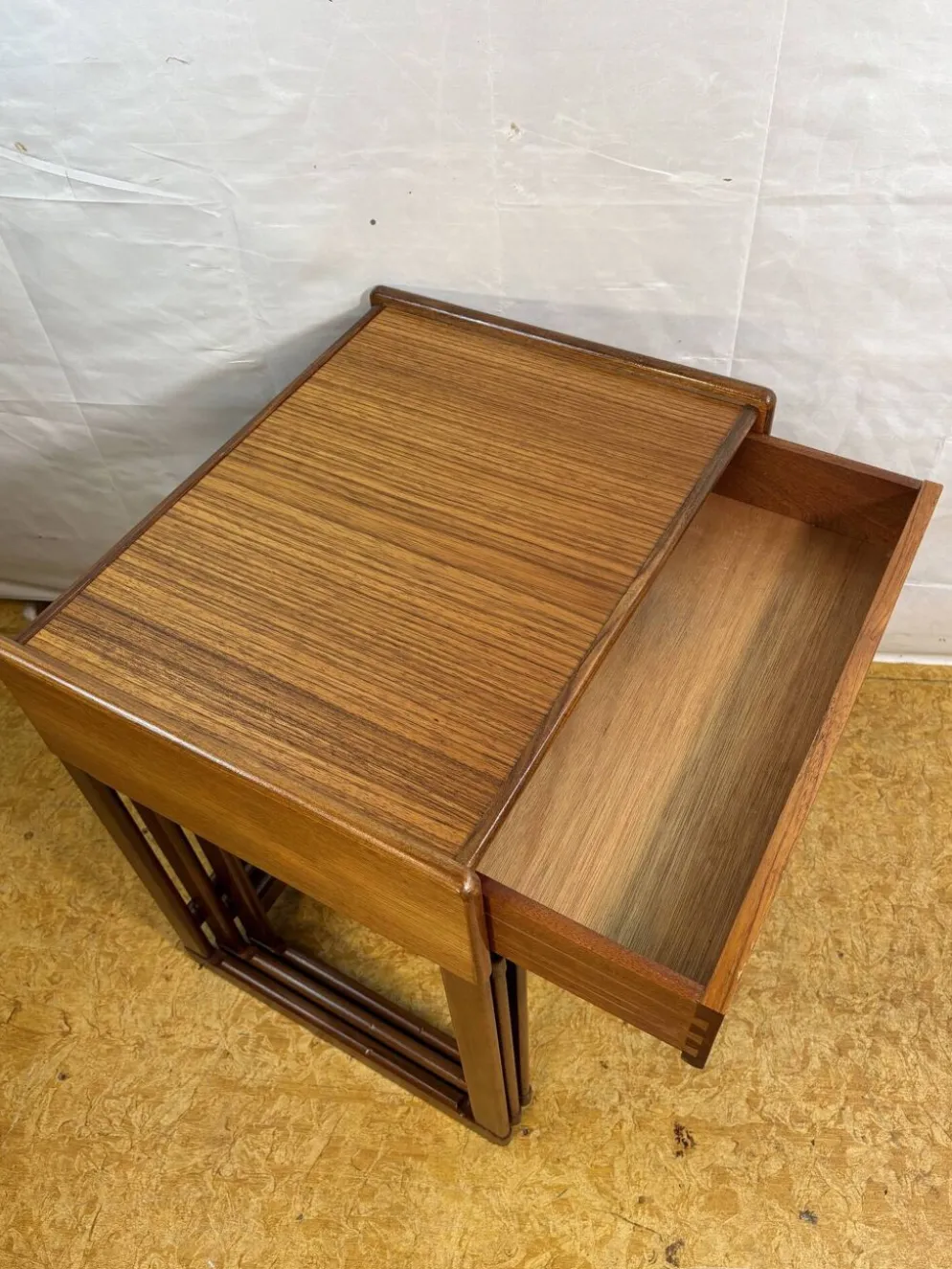 Tables gigognes en teck G Plan vintage | Années 1960 | Détail de tiroir rare | Britannique M