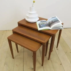 Tables gigognes en teck – H.W. Klein pour Bramin, Danemark 1960 | Mid-Century