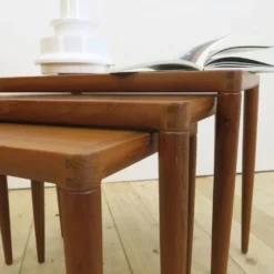 Tables gigognes en teck – H.W. Klein pour Bramin, Danemark 1960 | Mid-Century
