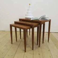 Tables gigognes en teck – H.W. Klein pour Bramin, Danemark 1960 | Mid-Century