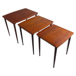 Tables gigognes en teck ×3, J. Aakjær Jørgensen, Danemark années 60