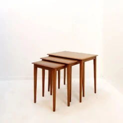 Tables gigognes en teck mid-century modern - années 1960