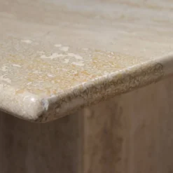 3 tables gigognes en travertin, Italie années 1970