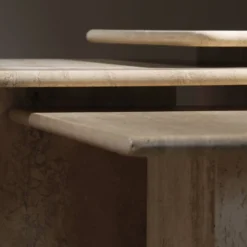 3 tables gigognes en travertin, Italie années 1970