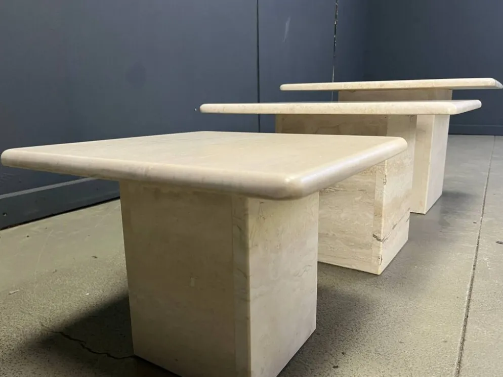 Tables gigognes en travertin vintage ou tables d'appoint, années 1970