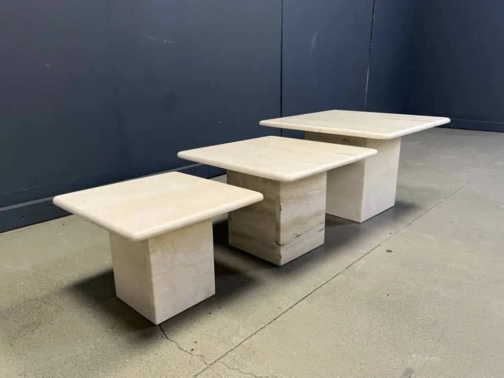 Tables gigognes en travertin vintage ou tables d'appoint, années 1970