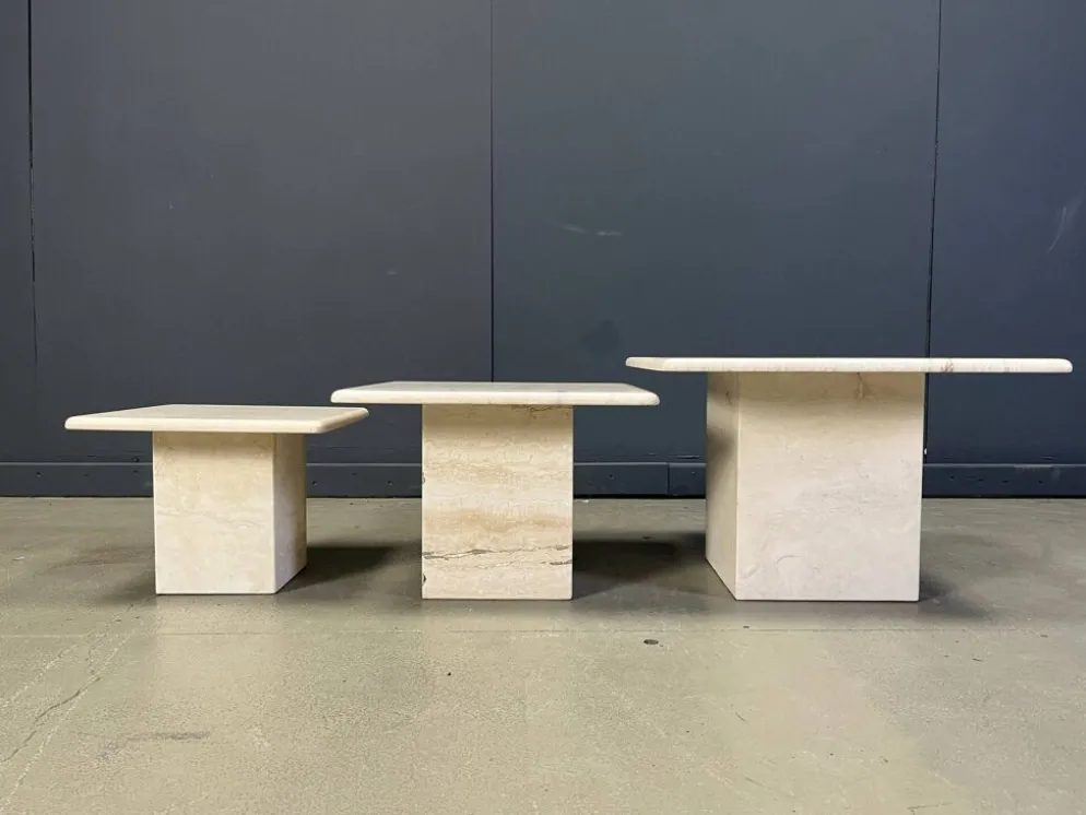 Tables gigognes en travertin vintage ou tables d'appoint, années 1970
