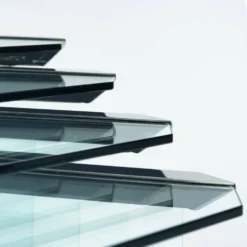 Tables gigognes en verre et chrome par Pierangelo Galotti Radice, Italie, années 1970.