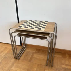 Tables gigognes fonctionnelles B9