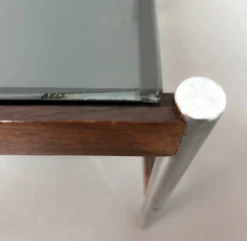 3 tables gigognes Fristho de design hollandais avec plateau en verre fumé et cadre en wengé, années 60