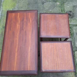 Tables gigognes GPlan en teck années 60