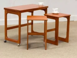 Tables gigognes Metamorphosis de McIntosh