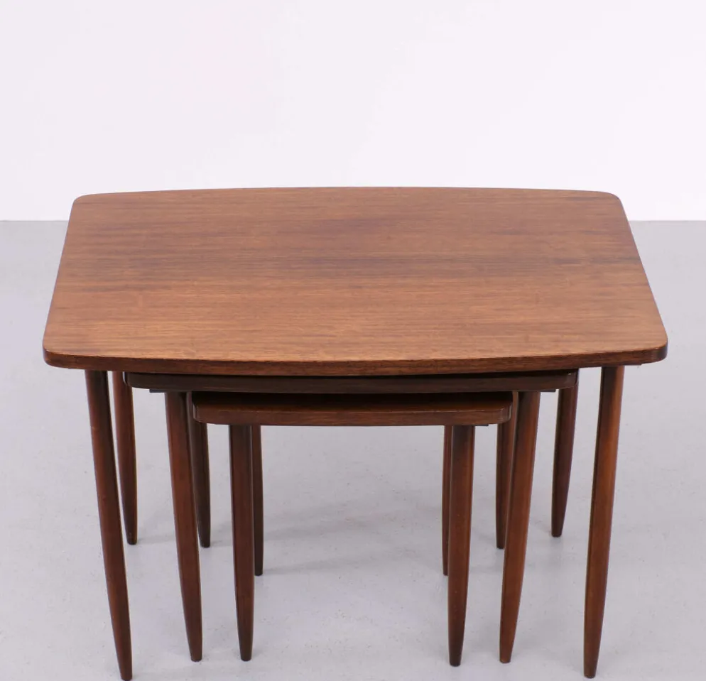 Tables gigognes Mimi Fortuna Hollande des années 1960