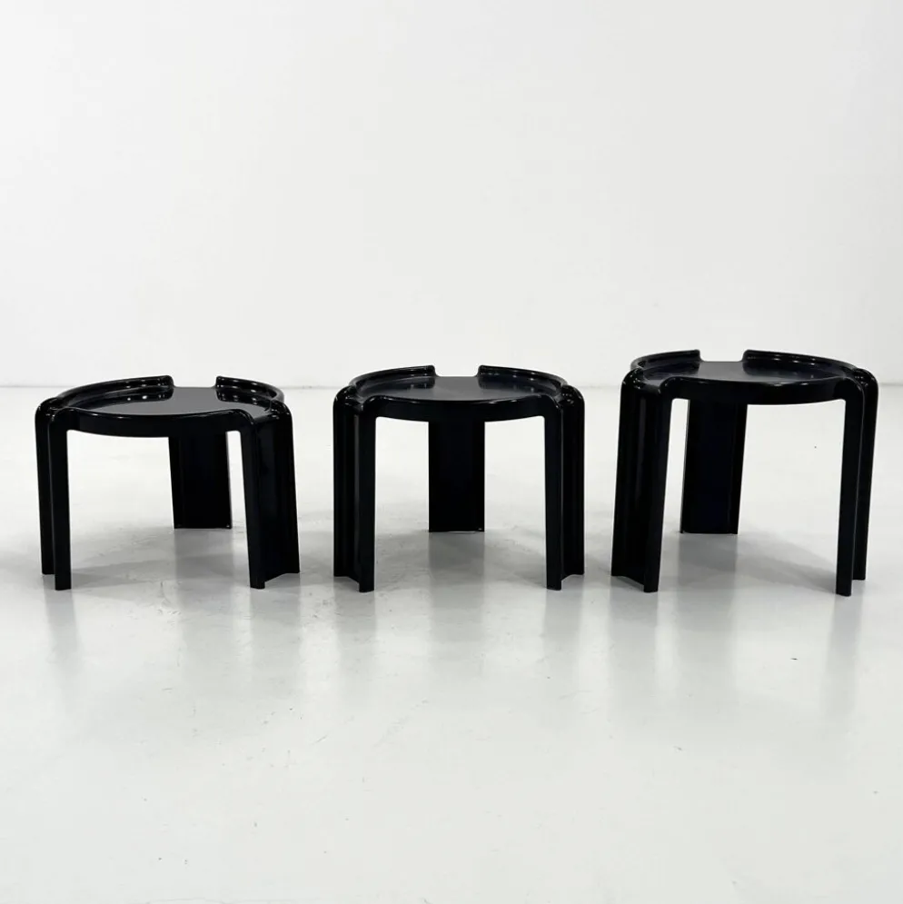3 tables gigognes par Giotto Stoppino pour Kartell, 1970