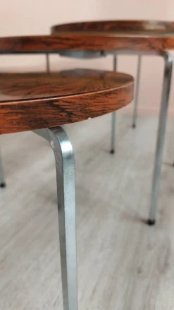 Tables gigognes par Vaza Roden