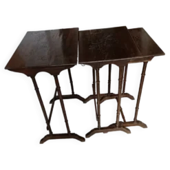 Tables gigognes pyrogravées