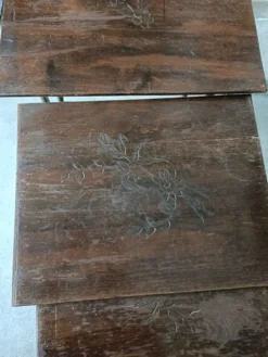 Tables gigognes pyrogravées