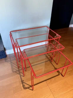 Tables Gigognes Rouges tubulaires, 1970s, Set de 3