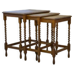 Tables gigognes rustiques en chêne 1950’s