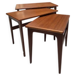 Tables gigognes Scandinaves