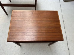 Tables gigognes Scandinaves