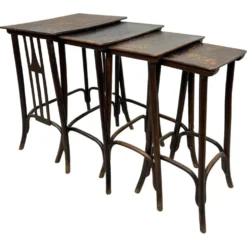 Tables gigognes Sécession n° 958 par Siegel ou Kolo Moser ex. par J&J Kohn