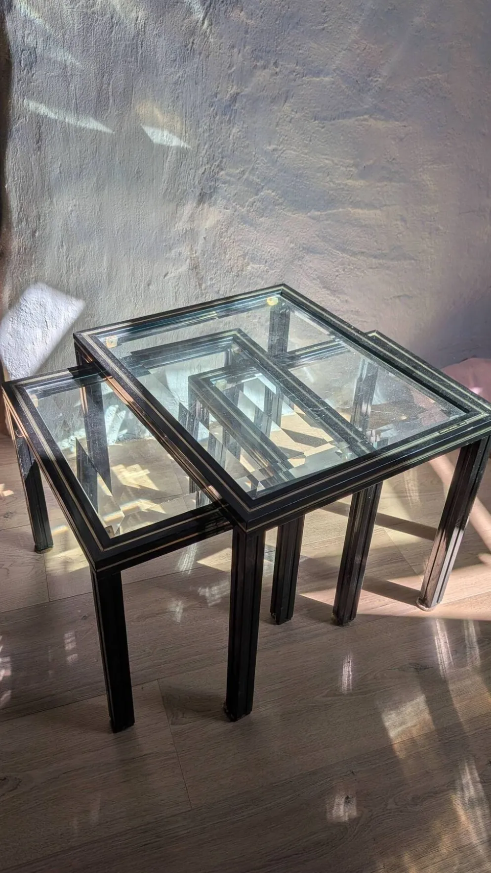 3 tables gigognes signées Pierre Vandel