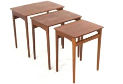 Tables gigognes Svend Åge Madsen - design danois en teck, moderne du milieu du siècle