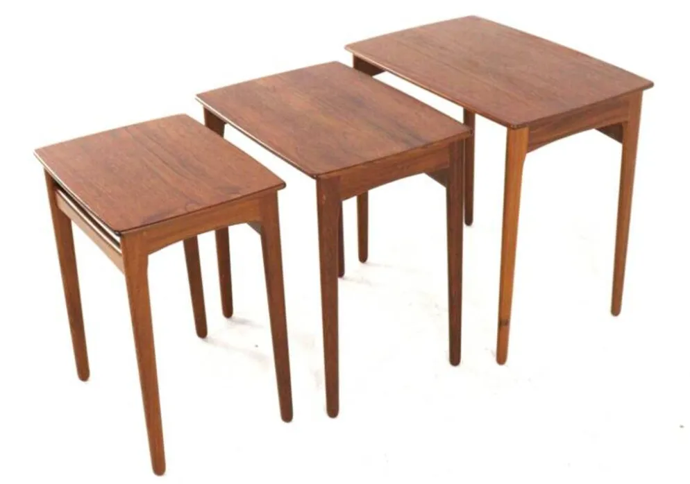 Tables gigognes Svend Åge Madsen - design danois en teck, moderne du milieu du siècle