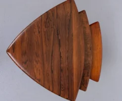 Tables gigognes triangulaires Poul Thorsbjerg Jensen années 1950