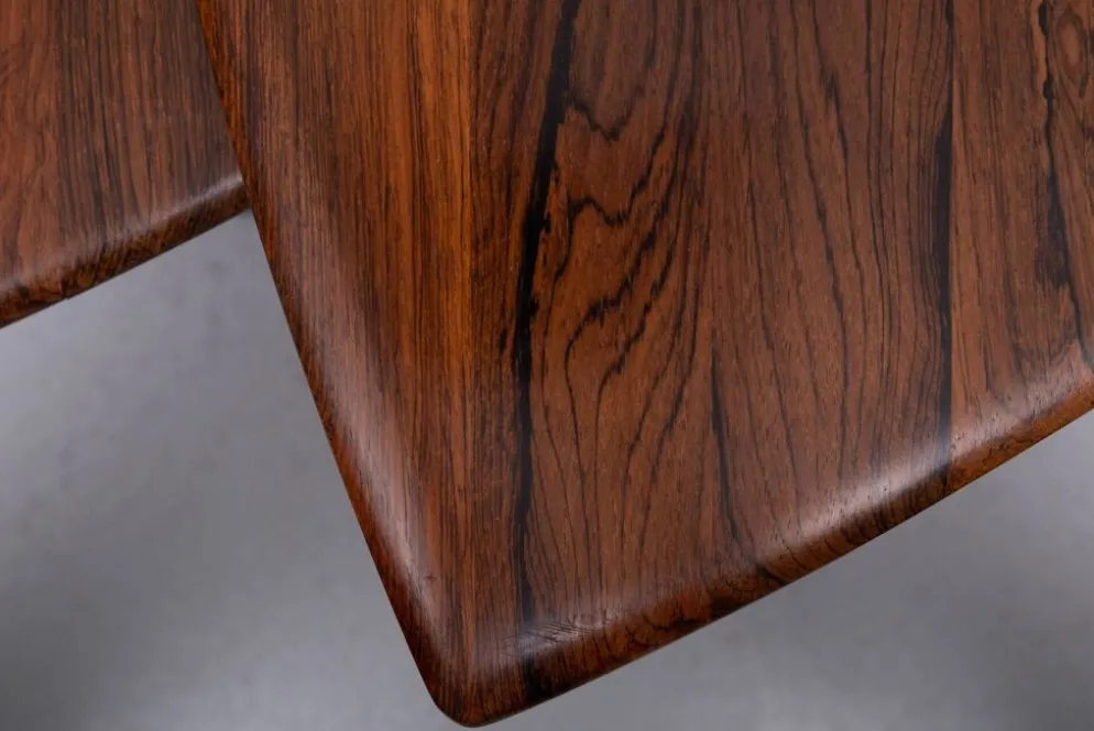 Tables gigognes triangulaires Poul Thorsbjerg Jensen années 1950