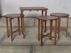 Tables gigognes vintage