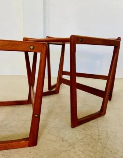 Tables gigognes vintage danoises des années 1960 de Kai Kristiansen.