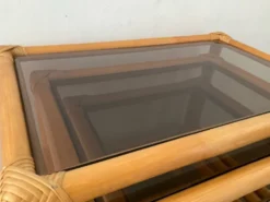 3 tables gigognes vintage en rotin et verre fumé années 70
