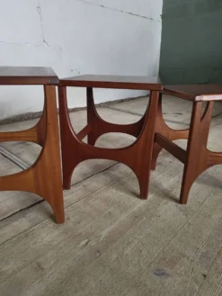 Tables gigognes vintage mid-century