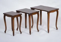 Tables Gigognes Vintage Style Louis XV en Noyer, Set de 3