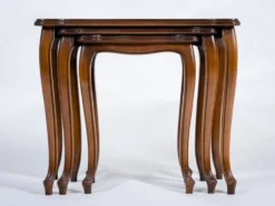Tables Gigognes Vintage Style Louis XV en Noyer, Set de 3